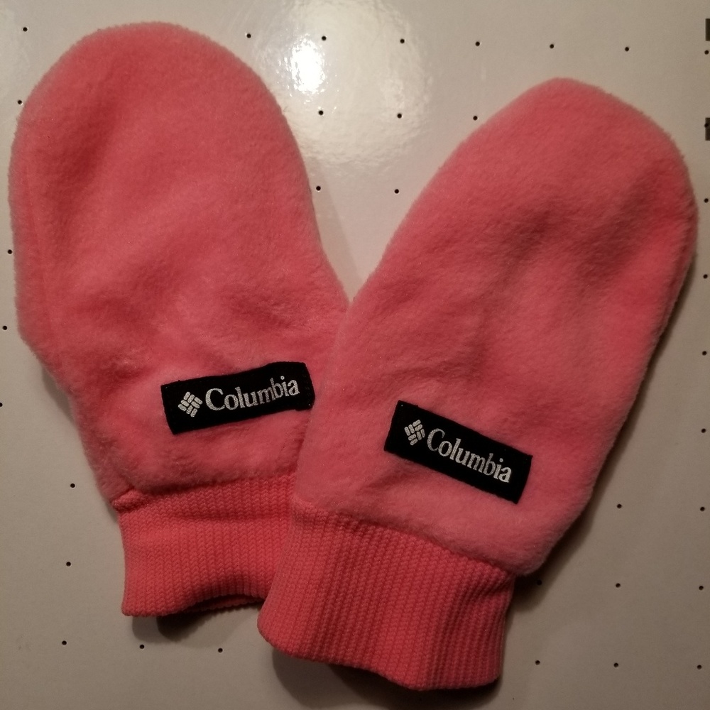 NWOT Columbia Youth-Sm Soft Pink Mittens